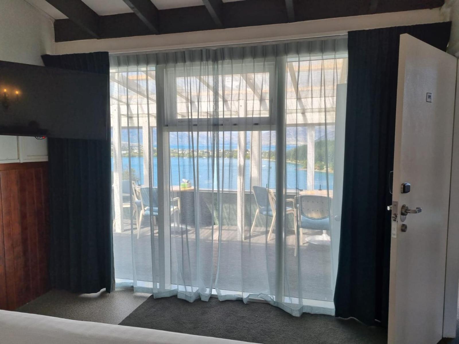Lakeview Colonial House كوينستاون المظهر الخارجي الصورة